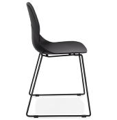 Chaise design empilable 'Teknik Black' noire pieds tréteaux en métal noir
