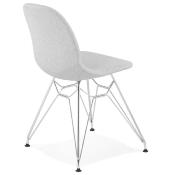 Chaise design 'Norsk Silver' en tissu gris clair 4 pieds en métal chromé