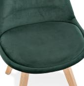 Chaise design 'Milano' en velours verte avec 4 pieds en bois naturel