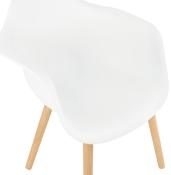 Chaise design scandinave à accoudoirs 'Suedsën' blanche avec 4 pieds en bois naturel