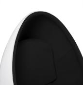 Fauteuil ‘Oeuf’ pivotant noir et blanc