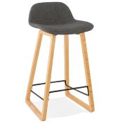 Tabouret de snack mi-hauteur design scandinave 'Skala' en tissu gris foncé pieds tréteaux bois dossier bas