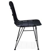 Chaise design 'RATTAN' en rotin noir avec 4 pieds en métal noir et dossier haut