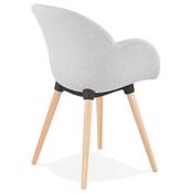 Chaise design scandinave à accoudoirs 'LOTUSTRÄ' en tissu gris claire avec 4 pieds en bois naturel