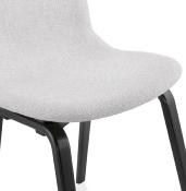 Chaise scandinave design 'Teknik Blackwood' en tissu gris clair avec 4 pieds en bois noir