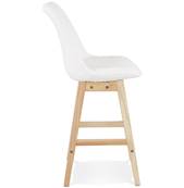Tabouret de snack mi-hauteur design scandinave 'Chairman Mini' tissu bouclé blanc avec 4 pieds en bois naturel et dossier haut