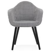 Chaise design scandinave à accoudoirs 'KOLOR' en tissu pied de poule blanc et noir 4 pieds en bois noir