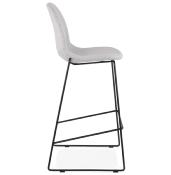 Tabouret de bar empilable design 'Verk' en tissu gris clair avec 4 pieds en métal noir dossier haut