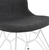 Chaise design 'Norsk White' en tissu gris avec 4 pieds en métal blanc