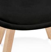 Chaise design 'Milano' en velours noire avec 4 pieds en bois naturel