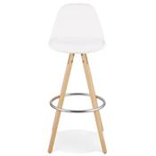 Tabouret de bar scandinave 'Circle' tissu bouclé blanc 4 pieds bois repose pieds chromé dossier haut