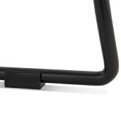 Chaise design empilable 'Teknik Black' en tissu gris clair pieds tréteaux en métal noir