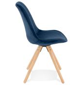 Chaise design 'Firenza' en velours bleue avec 4 pieds en bois naturel