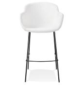 Tabouret de bar design à accoudoirs 'CARINO' en tissu bouclé blanc avec 4 pieds en métal noir dossier haut