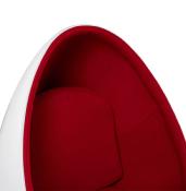 Fauteuil ‘Oeuf’ pivotant rouge et blanc