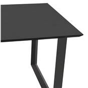 Bureau droit design 'SMART' plateau noir en bois avec pieds en métal noir - 180 x 90 cm
