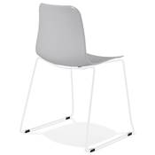 Chaise design empilable 'Style White' grise pieds tréteaux en métal blanc