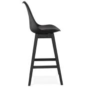 Tabouret de bar design scandinave 'Chairman Black Edition' noir avec 4 pieds en bois noir dossier haut