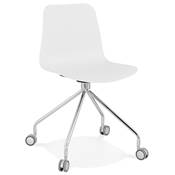 Chaise de bureau à roulettes design 'Hjül' blanche avec pied en métal chromé