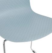 Chaise design empilable 'Style' bleue avec pieds tréteaux en métal chromé