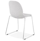 Chaise design empilable 'Teknik Silver' en tissu gris clair pieds tréteaux en métal chromé