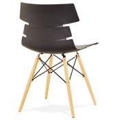 Chaise scandinave design 'Sjöbo' noire avec 4 pieds en bois naturel et métal noir
