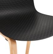 Chaise scandinave design 'Parkwood' noire avec 4 pieds en bois naturel
