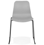 Chaise design empilable 'Style Black' grise pieds tréteaux en métal noir