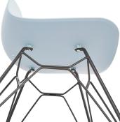 Chaise design 'Sländak Black' bleue avec 4 pieds en métal noir