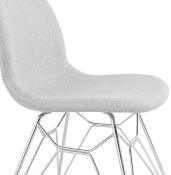 Chaise design 'Norsk Silver' en tissu gris clair 4 pieds en métal chromé