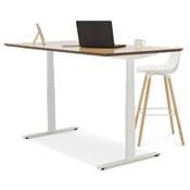 Bureau design assis-debout électrique 'TECH' en bois naturel pieds en métal blanc - 180 x 90 cm