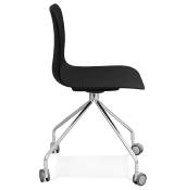 Chaise de bureau à roulettes design 'Hjül' noire avec pied en métal chromé