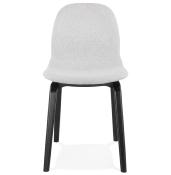 Chaise scandinave design 'Teknik Blackwood' en tissu gris clair avec 4 pieds en bois noir