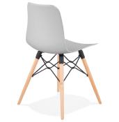 Chaise scandinave design 'Sländak Woody' grise avec 4 pieds en bois naturel et métal noir