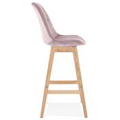 Tabouret de bar scandinave 'CHAIRMAN' en velours rose avec 4 pieds en bois naturel et dossier haut