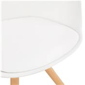 Chaise scandinave design à accoudoirs 'KUNG' blanche avec 4 pieds en bois naturel