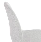 Chaise design empilable 'Teknik White' en tissu gris clair pieds tréteaux en métal blanc