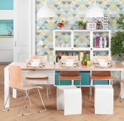 Tabouret bas design empilable 'Mooble' en bois blanc