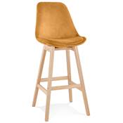 Tabouret de bar design scandinave 'CHAIRMAN' en velours moutarde 4 pieds bois naturel dossier haut