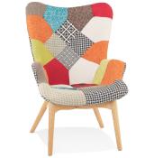 Fauteuil à oreilles scandinave design 'ELEGAN' en tissu patchwork multicolore pieds en bois naturel