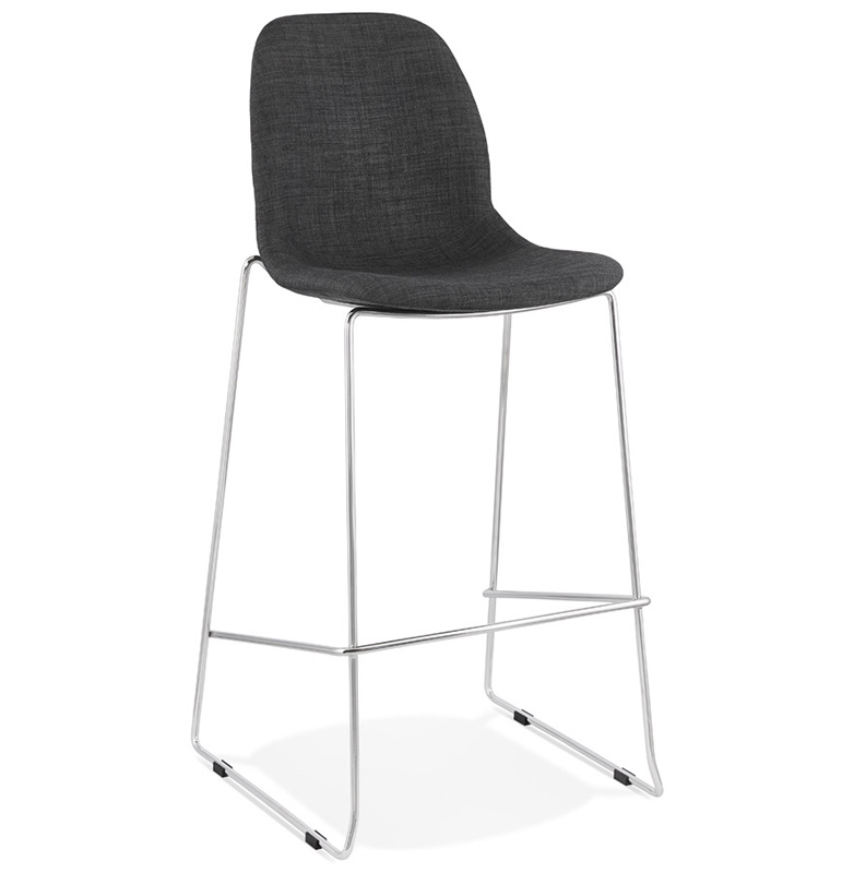 Tabouret de bar empilable design 'Verk' en tissu gris foncé avec 4 pieds en métal chromé et dossier haut