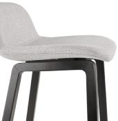 Tabouret de snack mi-hauteur scandinave 'Skala Black Edition' tissu gris clair pieds bois noir dossier bas