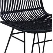 Chaise design 'RATTAN' en rotin noir avec 4 pieds en métal noir et dossier haut