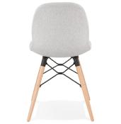 Chaise scandinave design 'Norsk Wood' en tissu gris clair avec 4 pieds en bois et métal noir