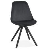 Chaise design 'Black Firenza' en velours noir avec 4 pieds en bois noir