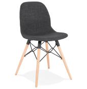 Chaise scandinave design 'Norsk Wood' en tissu gris avec 4 pieds bois naturel et mtal noir